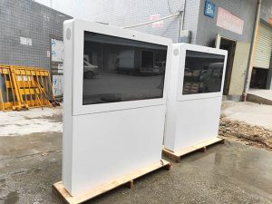 LCD Outdoor Signage