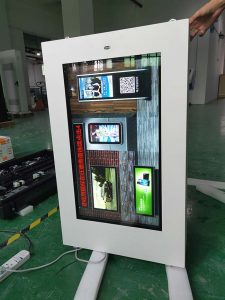 Outdoor Digital Signage Totem