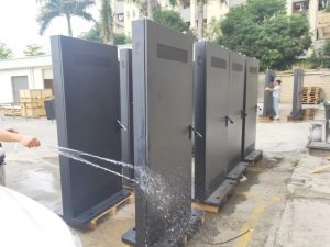 100 air-cooled 55 inch outdoor digital signage displays for Germany