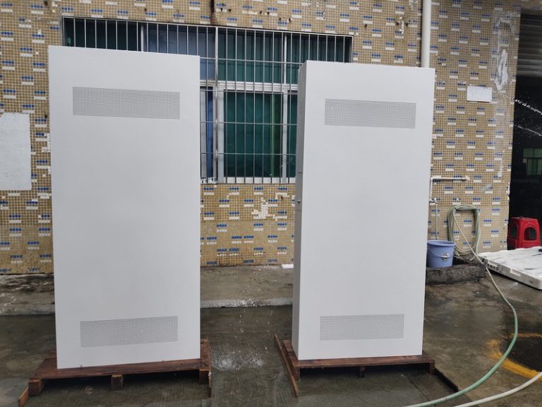 white 55 inch EV charging station digital signage for the Netherlands