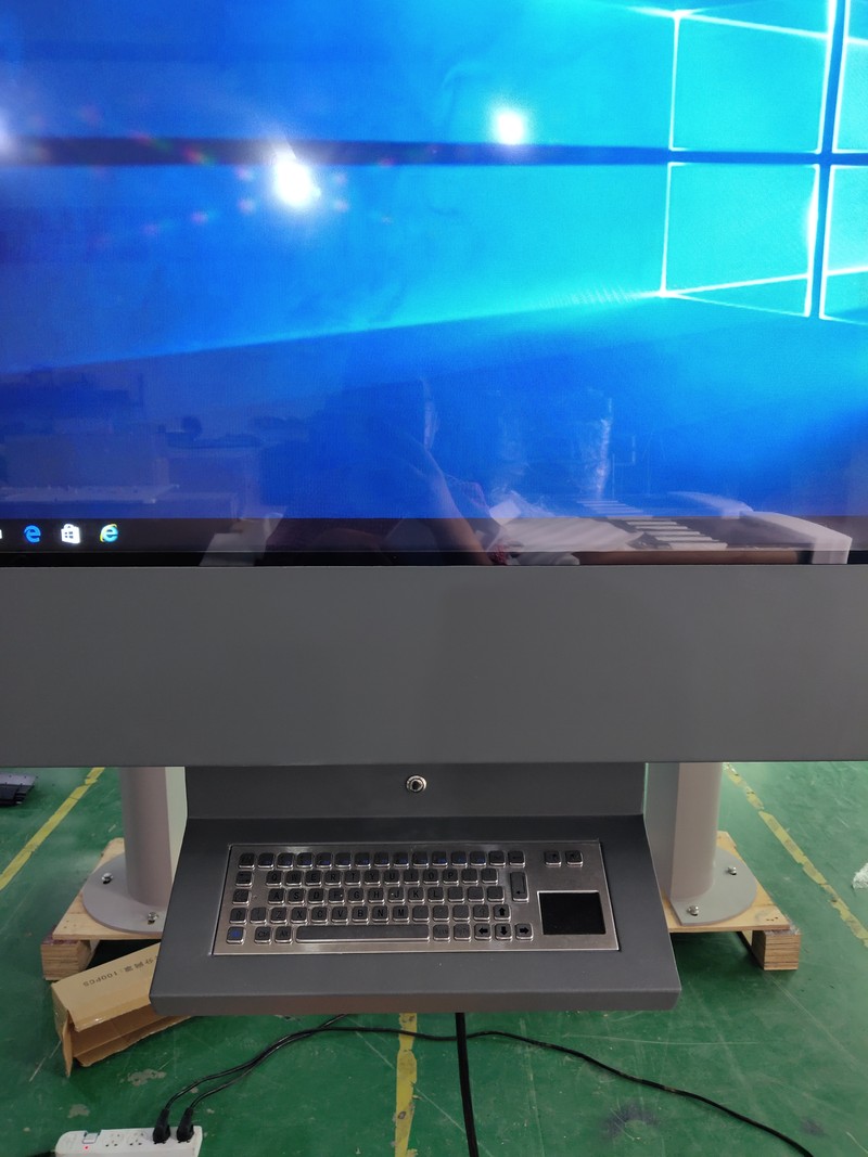 49 and 55 inch outdoor digital display - image 4