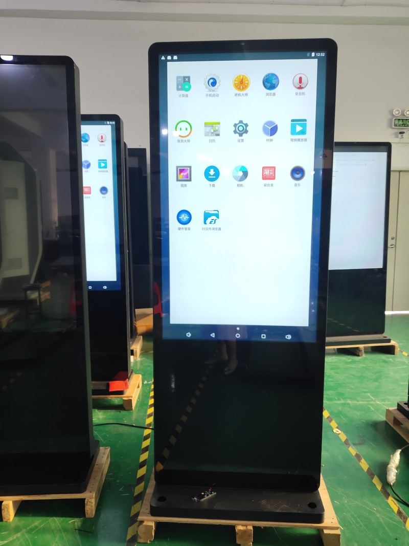 outdoor advertising kiosk - image 6