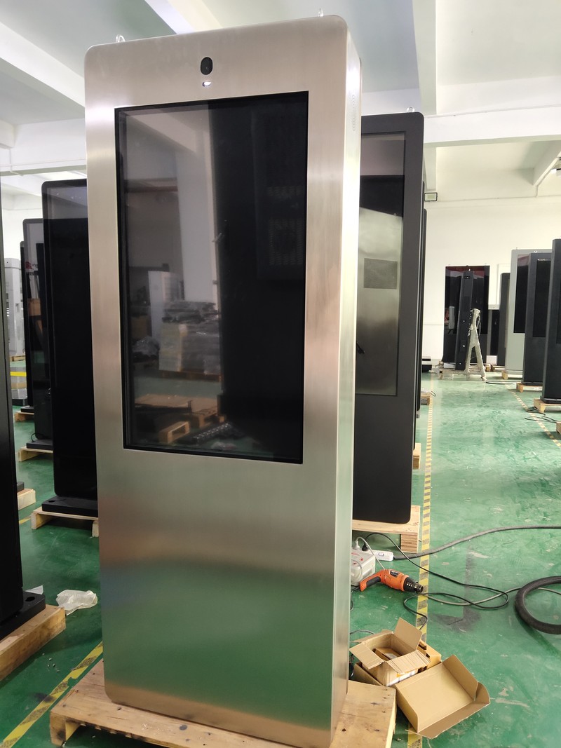 outdoor digital signage kiosk - image 8