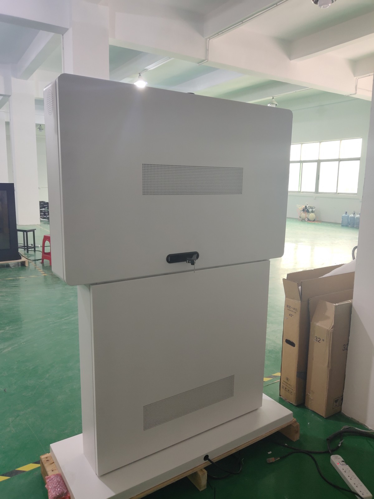Common Faults and Solutions for LCD Advertising Displays: A Practical Troubleshooting Guide - Figure 4