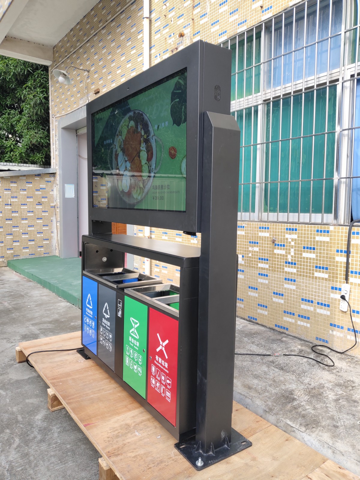How to Choose a 65-Inch Ultra-Slim Double-Sided Outdoor Digital Signage Display: Deploying Information in Scenic Spots, Parks, and Malls - Figure 3